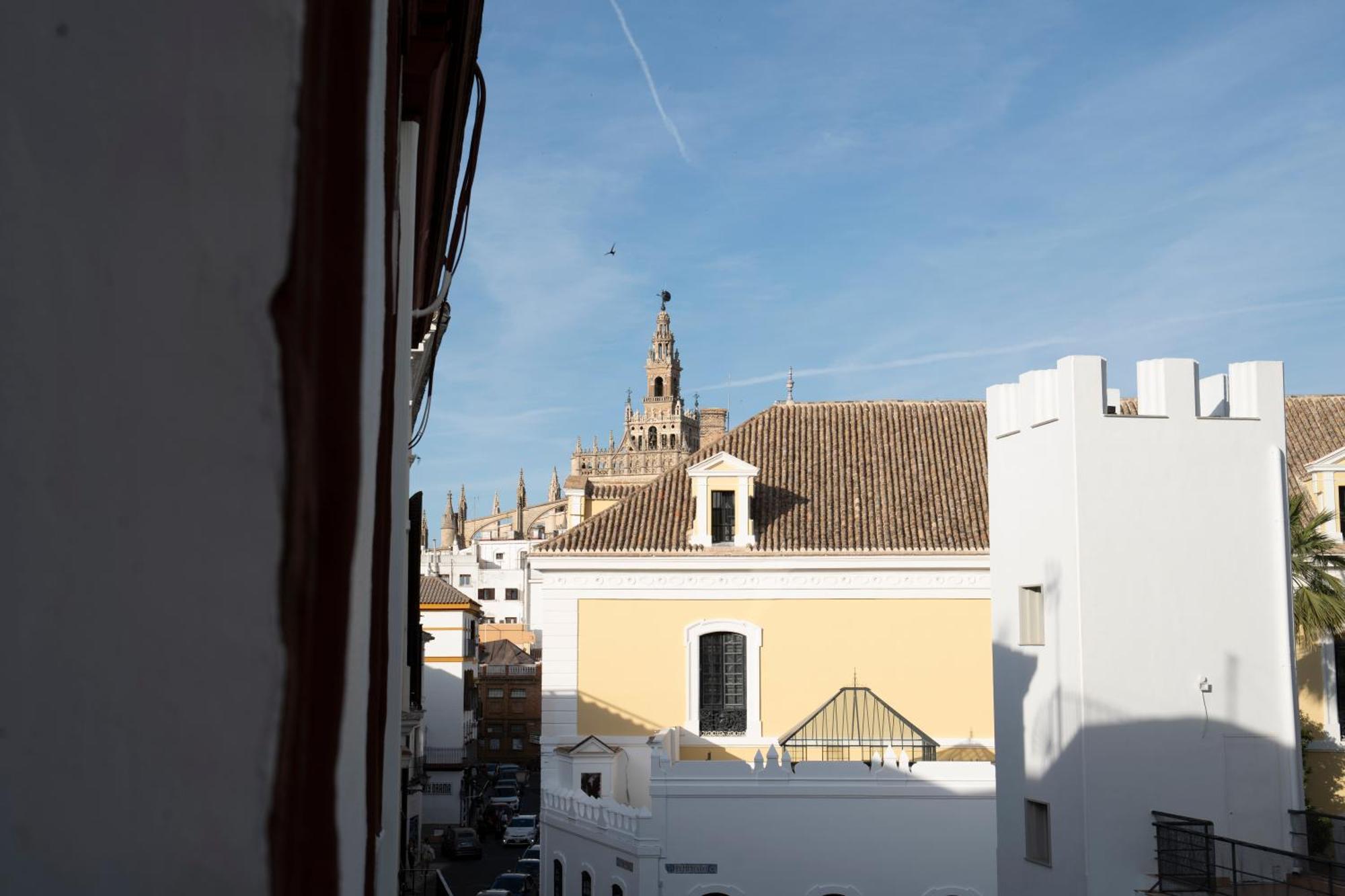 California Apartament Dos De Mayo Sevilla Buitenkant foto